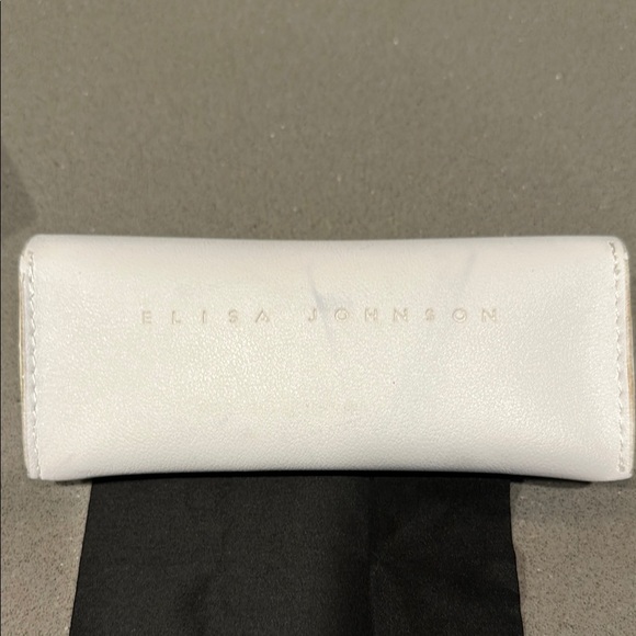 Elisa Johnson JANE MINI IN BROWN TORTOISE - Picture 9 of 10